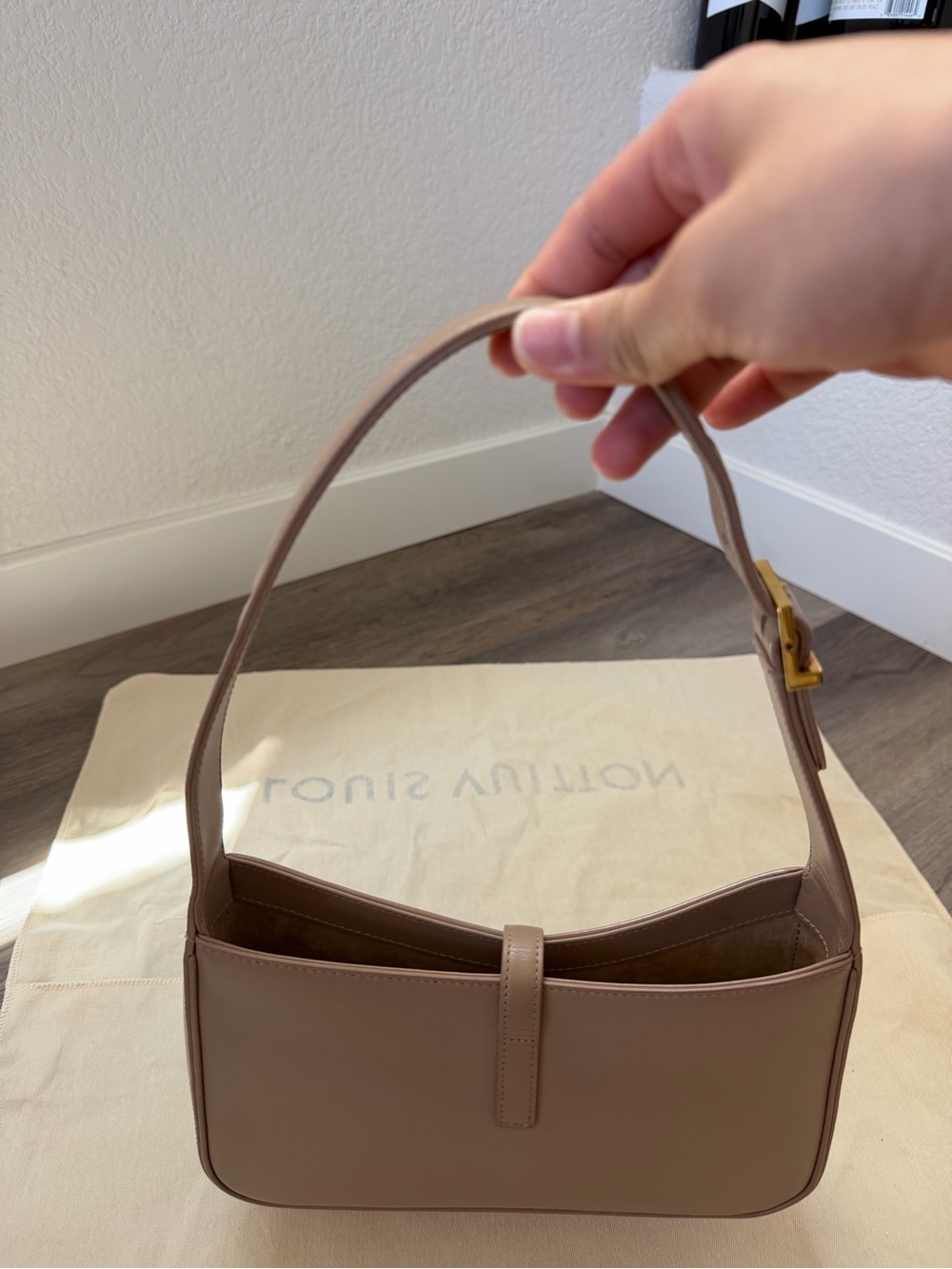 SAINT LAURENT LE 5 A 7 HOBO BAG - Picture 16 of 16